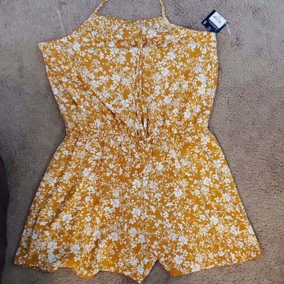 Arizona Jean Company Pants - NWT Romper